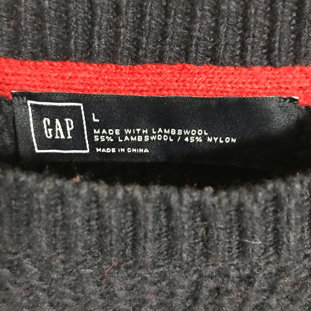 GAP(ギャップ)のGAPボーダーニット古着　カラー赤黒ボーダー　サイズL メンズのトップス(ニット/セーター)の商品写真