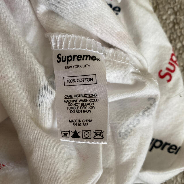 Supreme(シュプリーム)の購入前にコメントください。supremeシャツ レディースのトップス(Tシャツ(半袖/袖なし))の商品写真