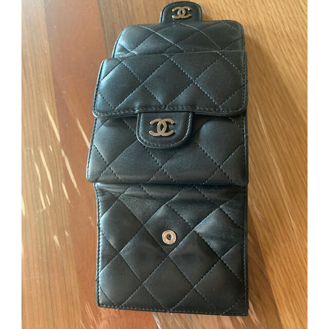 CHANEL(シャネル)のCHANEL マトラッセ　折り財布 レディースのファッション小物(財布)の商品写真