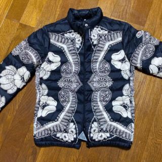 モンクレール(MONCLER)のジャケット(ダウンジャケット)