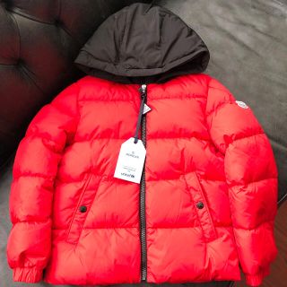 モンクレール(MONCLER)の☆正規MONCLER KIDSダウンジャケット新品未使用☆JuNjUn様専用☆(コート)