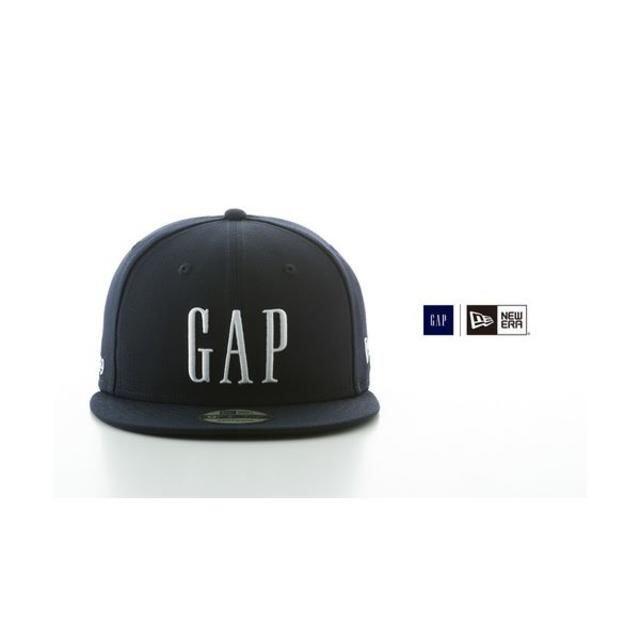 gap newera　コラボキャップ　ネイビー