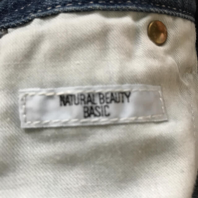 NATURAL BEAUTY BASIC(ナチュラルビューティーベーシック)のNATURAL BEAUTY BASIC デニム　ロンパース　サロペット レディースのパンツ(サロペット/オーバーオール)の商品写真