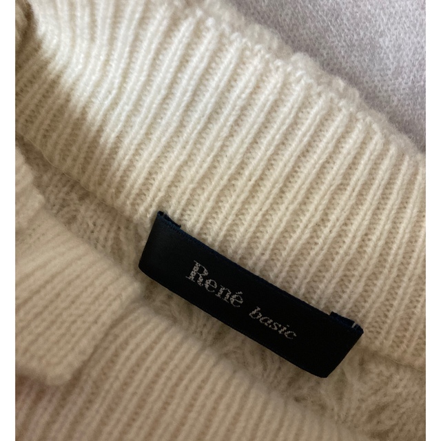 rene♡ 2019年タグ付♡ カメリア ボタン　ウール セーター