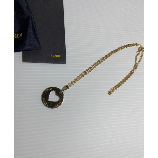 FENDI(フェンディ)のFENDI フェンディ　ネックレス　ゴールドチェーン　美品　ハート レディースのアクセサリー(ネックレス)の商品写真