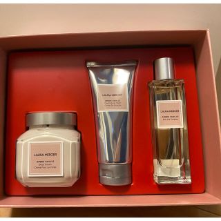 ローラメルシエ(laura mercier)のAMBRE VANILLE BODY TRIPLET(ボディクリーム)