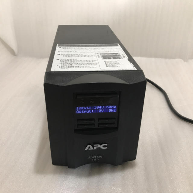 A.P.C(アーペーセー)のAPC NEC Smart-UPS 750 無停電電源装置 スマホ/家電/カメラのPC/タブレット(PC周辺機器)の商品写真