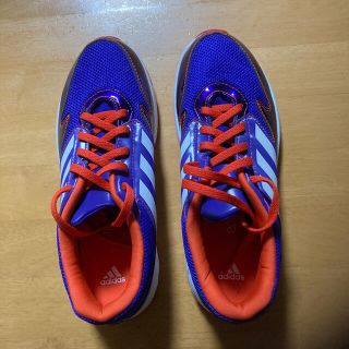 アディダス(adidas)のadidasキッズシューズ　24センチ(スニーカー)