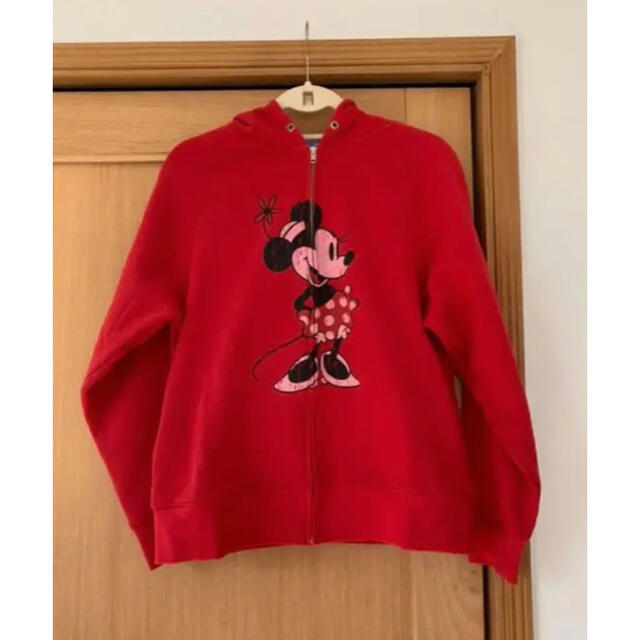 Disney(ディズニー)のパーカー　ミニー　赤 レディースのトップス(パーカー)の商品写真