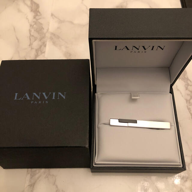 LANVIN ランバン新品未使用箱付きネクタイピンオニキスLANVINの通販 by Ps shop｜ランバンならラクマ