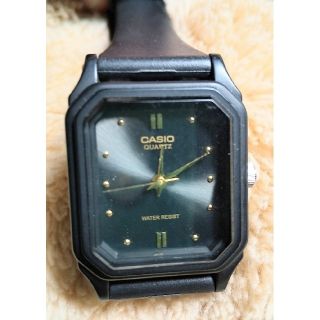 カシオ(CASIO)のCASIO　LQ142　ブラック　レディースカシオ　部品取り用　不動品　(腕時計)