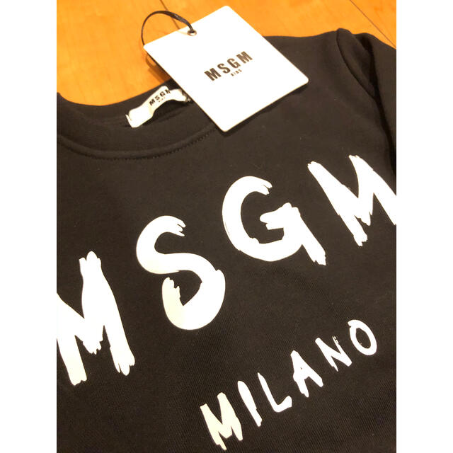 MSGM(エムエスジイエム)の新品☆MSGMキッズ　スウェットトレーナー6Y キッズ/ベビー/マタニティのキッズ服男の子用(90cm~)(Tシャツ/カットソー)の商品写真