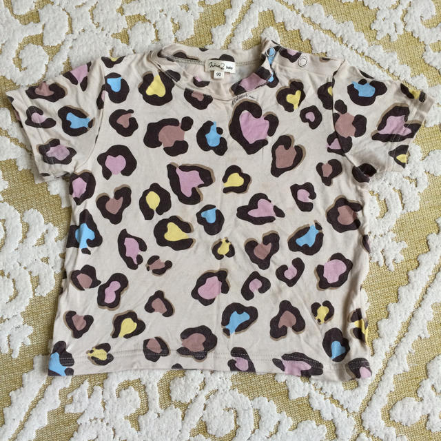 Nina mew(ニーナミュウ)のニーナミュウTシャツ90センチ キッズ/ベビー/マタニティのキッズ服男の子用(90cm~)(Tシャツ/カットソー)の商品写真