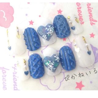 ぷっくりハート×雪結晶♡ニット,短めショートオーバルネイル