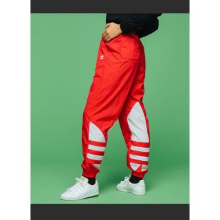 アディダス(adidas)のadidasジャージパンツ(その他)