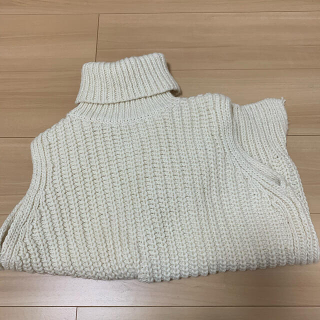 H&H(エイチアンドエイチ)のH&M♡タートルネックプルオーバーベスト レディースのトップス(ニット/セーター)の商品写真