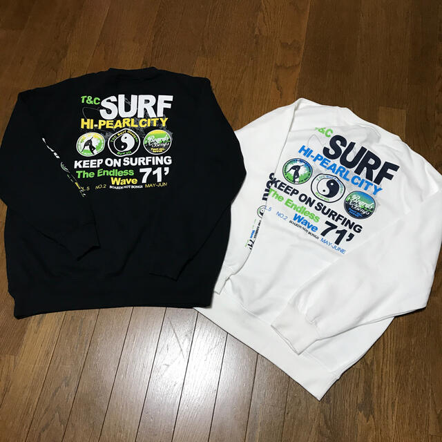 Town & Country(タウンアンドカントリー)のＴ＆Ｃ　SURF  DESIGNS  トレーナー　白と黒 レディースのトップス(トレーナー/スウェット)の商品写真