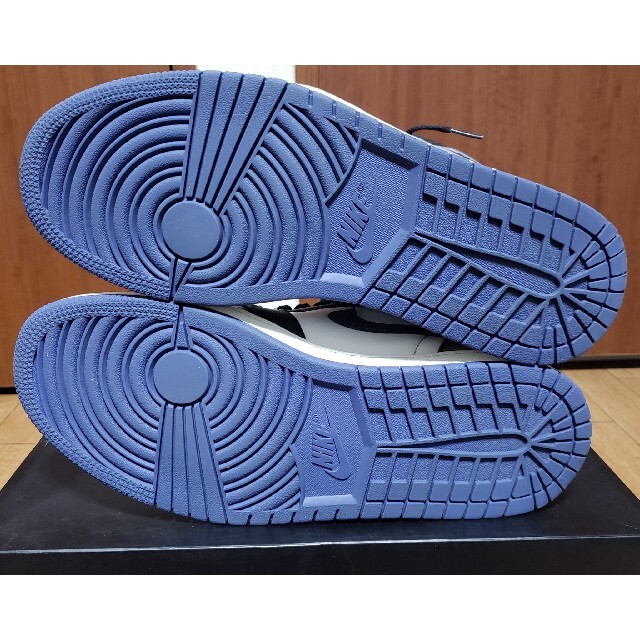 NIKE(ナイキ)のNIKE AIR JORDAN1 RETRO HIGH OG BLUE MOON メンズの靴/シューズ(スニーカー)の商品写真