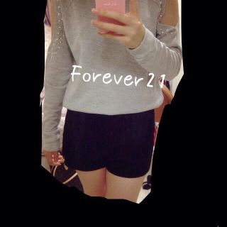 フォーエバートゥエンティーワン(FOREVER 21)のF21♡黒ショーパン(ショートパンツ)