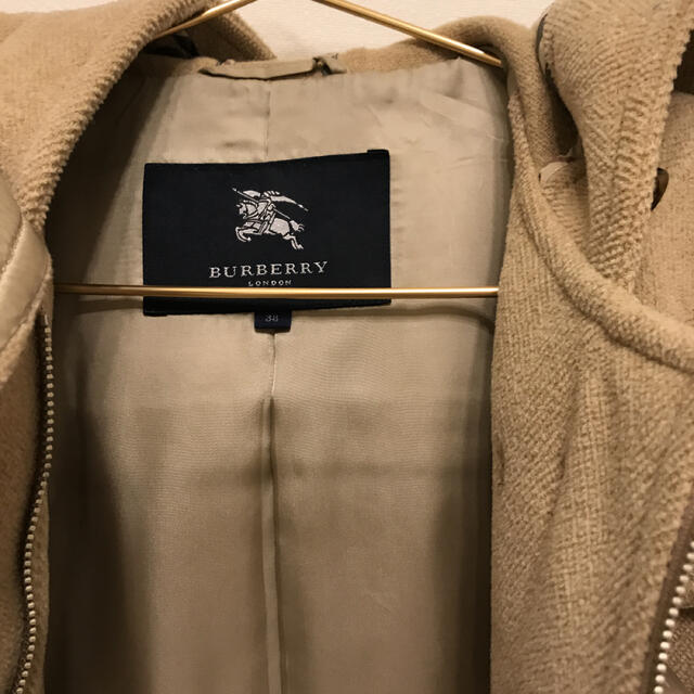 BURBERRY(バーバリー)のバーバリー  ダッフルコート　ショート　38 レディースのジャケット/アウター(ダッフルコート)の商品写真