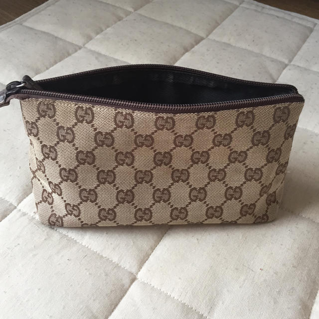 Gucci(グッチ)のGUCCIポーチ レディースのファッション小物(ポーチ)の商品写真