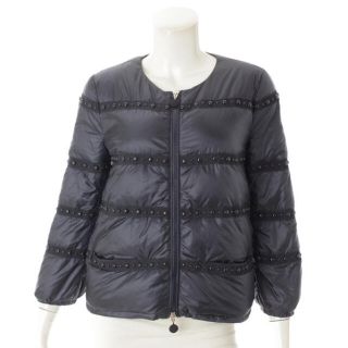 MONCLER(ダウンジャケット)のフリマアイテム一覧 MONCLER(ダウンジャケット)のフリマアイテム一覧