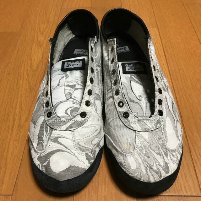 Onitsuka Tiger(オニツカタイガー)の中古　オニツカタイガー　墨流しスニーカー29cm メンズの靴/シューズ(スニーカー)の商品写真