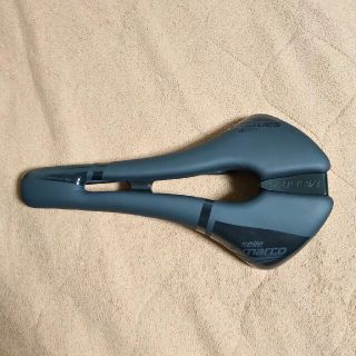 Selle San Marco Mantra サドル　Wide　正規品(パーツ)