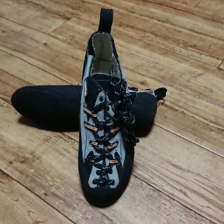 メレル(MERRELL)のMERRELL climbing shoes FLY(登山用品)