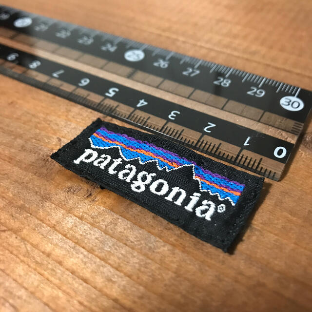 patagonia(パタゴニア)のPatagonia タグ　ワッペン　正規品 ハンドメイドの素材/材料(各種パーツ)の商品写真