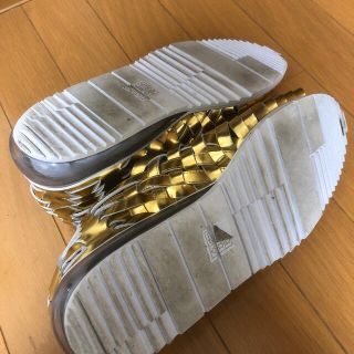 送料無料(北海道・沖縄県除く!) maison u ゴールド QUN スポーツ