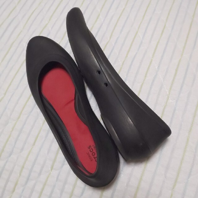crocs(クロックス)のクロックスフラットシューズ レディースの靴/シューズ(サンダル)の商品写真
