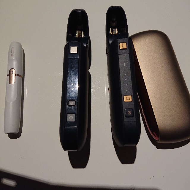 iQOS ジャンク品 セット メンズのファッション小物(タバコグッズ)の商品写真