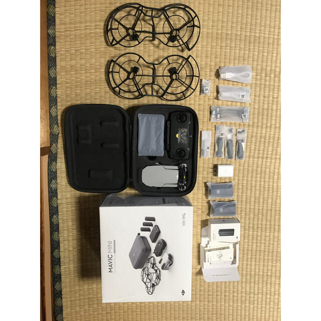 新品未使用　dji mavic mini fly more combo  エンタメ/ホビーのおもちゃ/ぬいぐるみ(トイラジコン)の商品写真