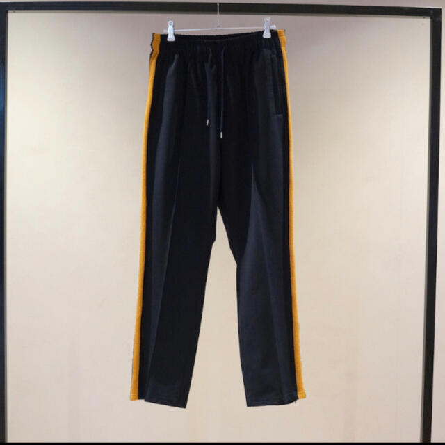 本日最終日！yoke  KNIT LINE TAPE TRACK PANTS