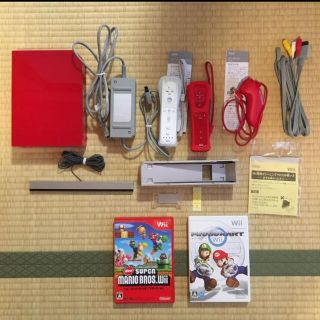 ウィー(Wii)の値下げ❤︎ wii 本体&コントローラー&ハンドル&ソフト付き！(家庭用ゲーム機本体)