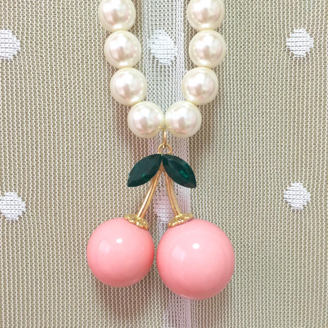 チェリーネックレス レディースのアクセサリー(ネックレス)の商品写真