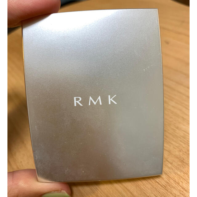 RMK(アールエムケー)のゆなさま専用★RMK スーパーベーシック　コンシーラーパクト01 コスメ/美容のベースメイク/化粧品(コンシーラー)の商品写真