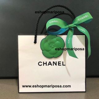 シャネル(CHANEL)のシャネルリボン🎀 & カメリアシール カラフルグリーン地にシルバーロゴ入 緑色(ラッピング/包装)