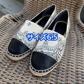 トリーバーチ(Tory Burch)の【新品】トリーバーチ スリッポン パンプス サイズ6.5(スリッポン/モカシン)