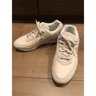 ナイキ(NIKE)のNIKE スニーカー　白(スニーカー)