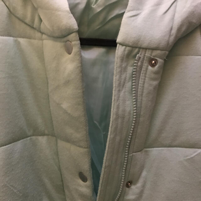 GU(ジーユー)の【GU】中綿ジャケット　フード付き レディースのジャケット/アウター(ダウンジャケット)の商品写真