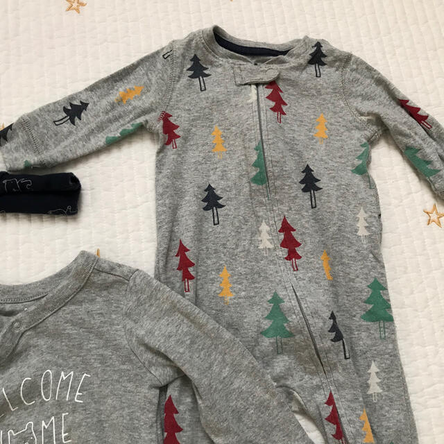 babyGAP(ベビーギャップ)の【mio様専用】babygap ロンパースまとめ売り キッズ/ベビー/マタニティのベビー服(~85cm)(ロンパース)の商品写真