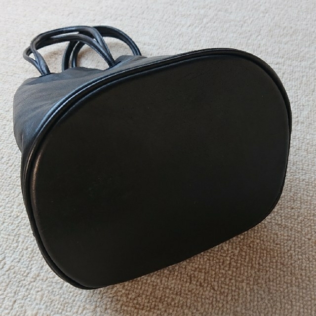 YAECA(ヤエカ)の11/17までの出品＊アーツアンドサイエンス  Oval lantern bag レディースのバッグ(ショルダーバッグ)の商品写真