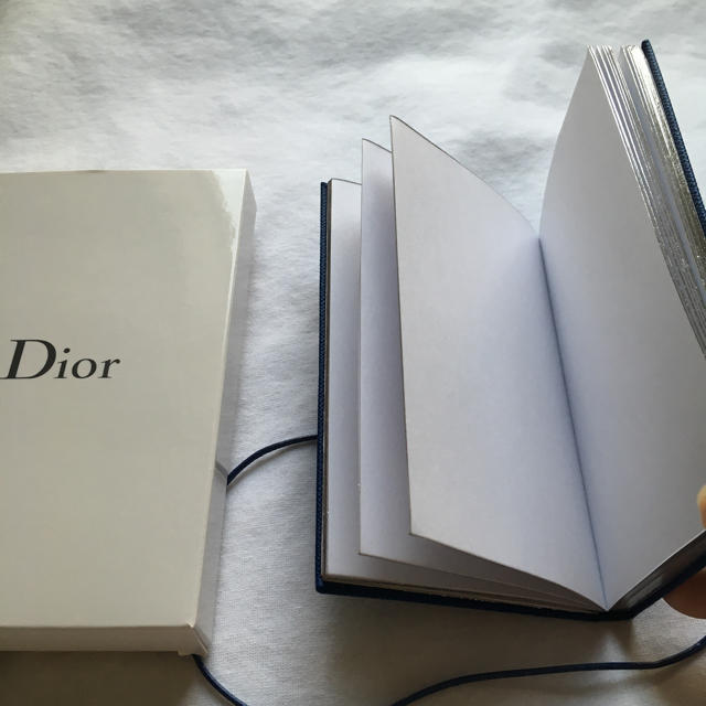 Christian Dior(クリスチャンディオール)のディオール レザーノート 手帳 新品 インテリア/住まい/日用品の文房具(その他)の商品写真