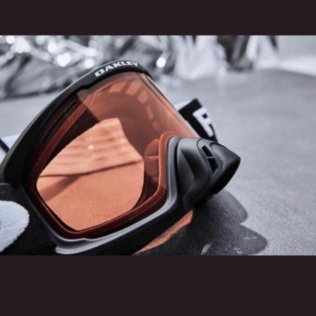 FRAGMENT(フラグメント)のOAKLEY O FRAME Fragment メンズのファッション小物(サングラス/メガネ)の商品写真