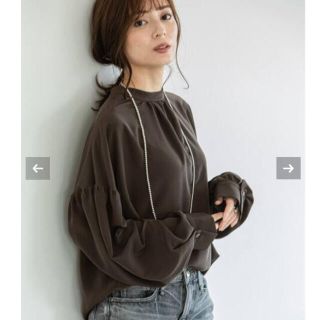 【Asami Nakamura×NOBLE】2WAYチョーカー風ネックブラウス