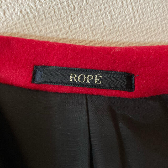 ROPE’(ロペ)の赤 ウール Pコート　レッド レディースのジャケット/アウター(ピーコート)の商品写真