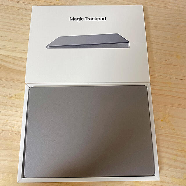 Mac (Apple)(マック)の美品　Apple Magic Trackpad2 スペースグレイ スマホ/家電/カメラのPC/タブレット(PC周辺機器)の商品写真