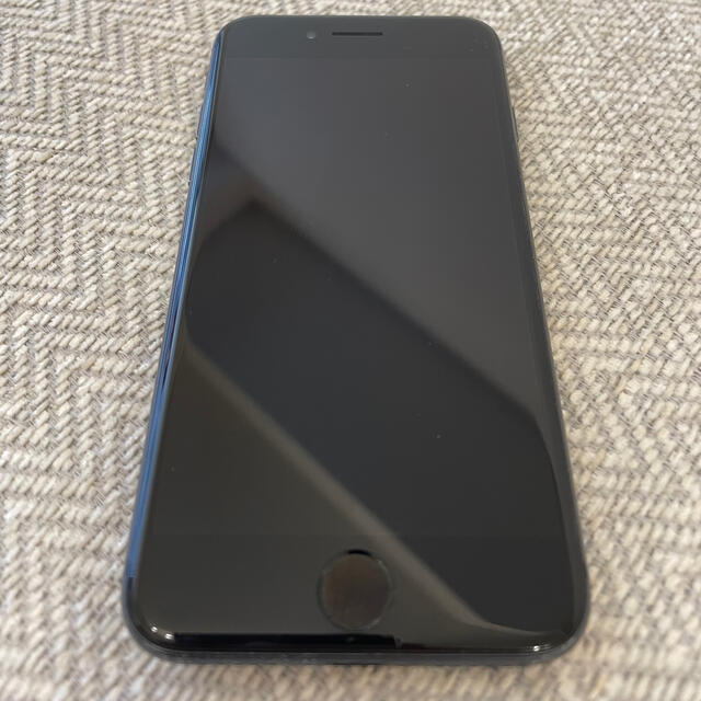 爆安 iPhone8 64GB ブラック 完動品 スマホ/家電/カメラ ...